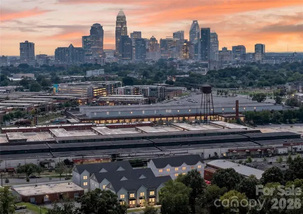 3002 Casting ST #24, Charlotte, NC 28206