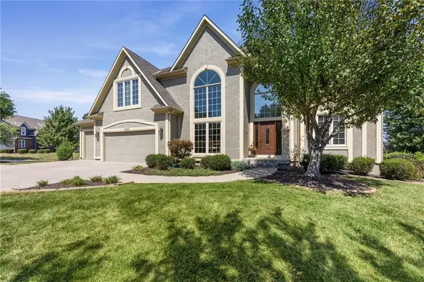 12401 W 129th ST, Overland Park, KS 66213