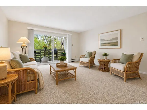660 S Alton #12B, Denver, CO 80247