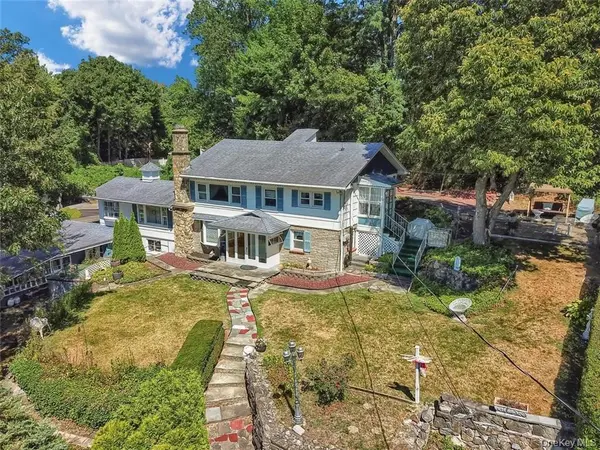 25 W Lakeshore DR #Upper unit, Carmel, NY 10512