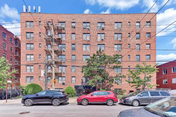1040 Neilson ST #3B3, Far Rockaway, NY 11691