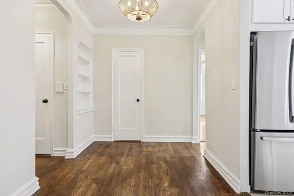 1 Bronxville RD #3S, Bronxville, NY 10708