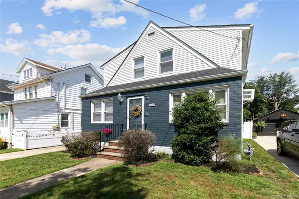 529 7th AVE, New Hyde Park, NY 11040