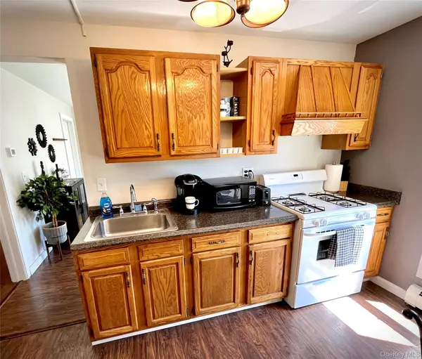 29 Main ST #2B, Warwick, NY 10990