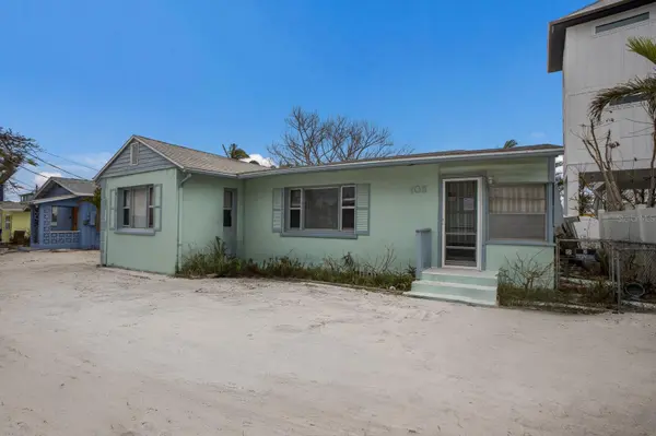 103 12TH ST N, Bradenton Beach, FL 34217