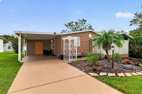 1541 DORAL CIR, The Villages, FL 32159