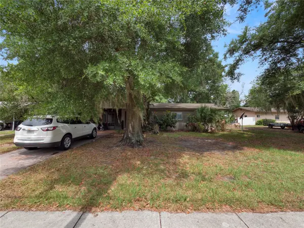 806 S ORANGE AVE, Fort Meade, FL 33841