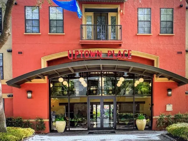 911 N ORANGE AVE #327, Orlando, FL 32801