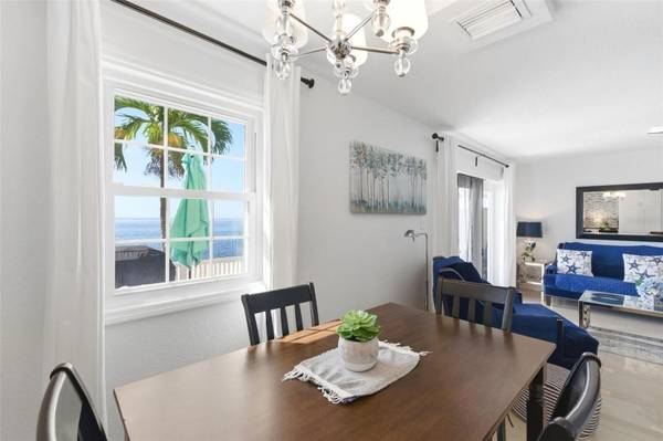 5280 COQUINA KEY DR SE #A, St Petersburg, FL, 33705 photo 9