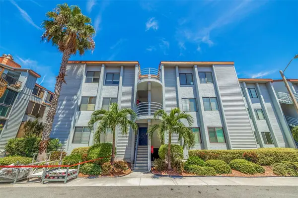 557 PINELLAS BAYWAY #222, Tierra Verde, FL 33715