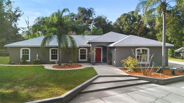 597 E LANSDOWNE AVE, Orange City, FL 32763