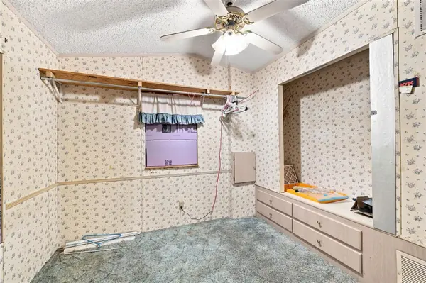 9454 GRAY FOX DR, Weeki Wachee, FL 34613