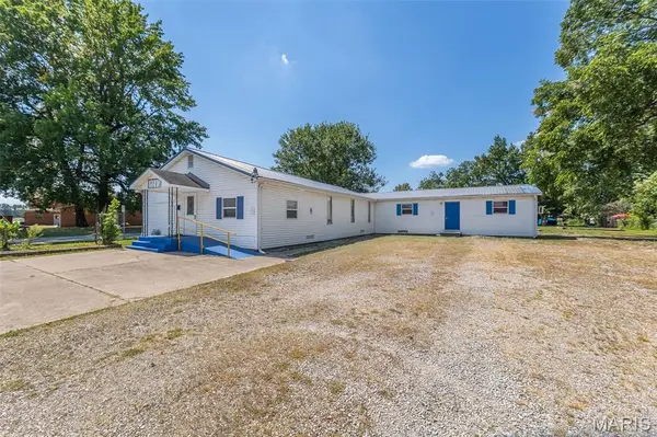2217 Fair ST, Poplar Bluff, MO 63901