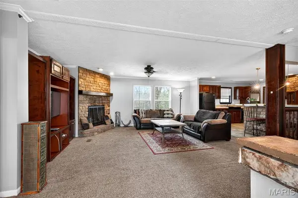 3686 State Road Z, Hillsboro, MO 63050