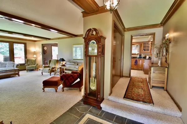1800 Linda LN, Saint Cloud, MN 56301