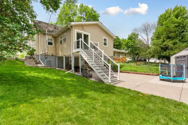 3229 Texas AVE S, Saint Louis Park, MN 55426
