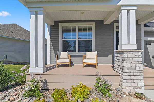 10166 Shadyview LN N, Maple Grove, MN 55311