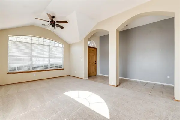 13624 Prairie View LN, Oklahoma City, OK 73142