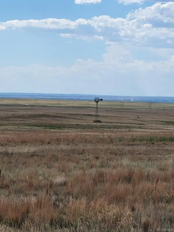 County Road W, Akron, CO 80720
