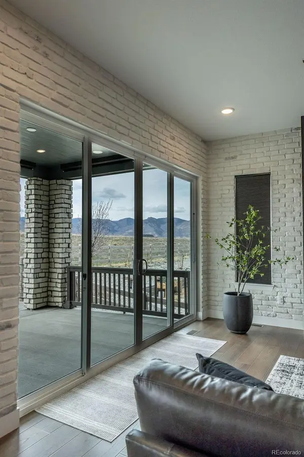8677 Big Thompson ST, Littleton, CO 80125