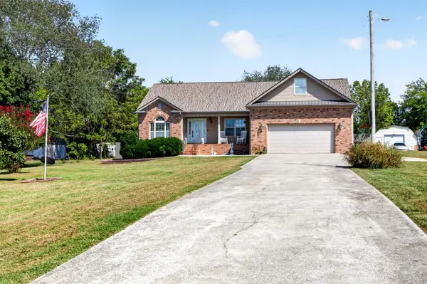 3896 Binns Mill Rd, Herndon, KY 42236