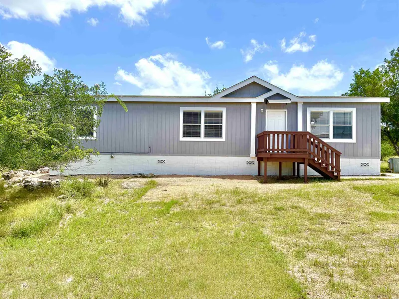 2203 25th ST, Horseshoe Bay, TX 78657-9999