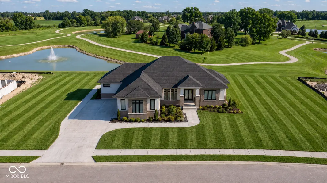 16187 Wood Wind DR, Westfield, IN 46074