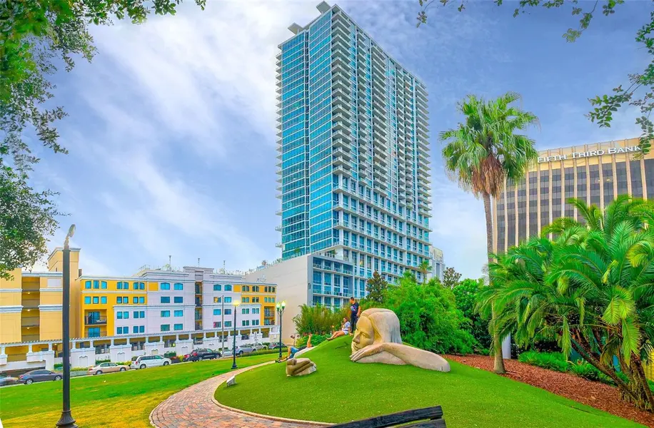 150 E ROBINSON ST #1410, Orlando, FL 32801