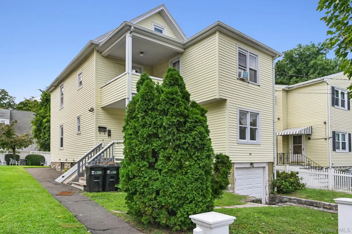 32 Josephine Evaristo AVE, Greenwich, CT 06830