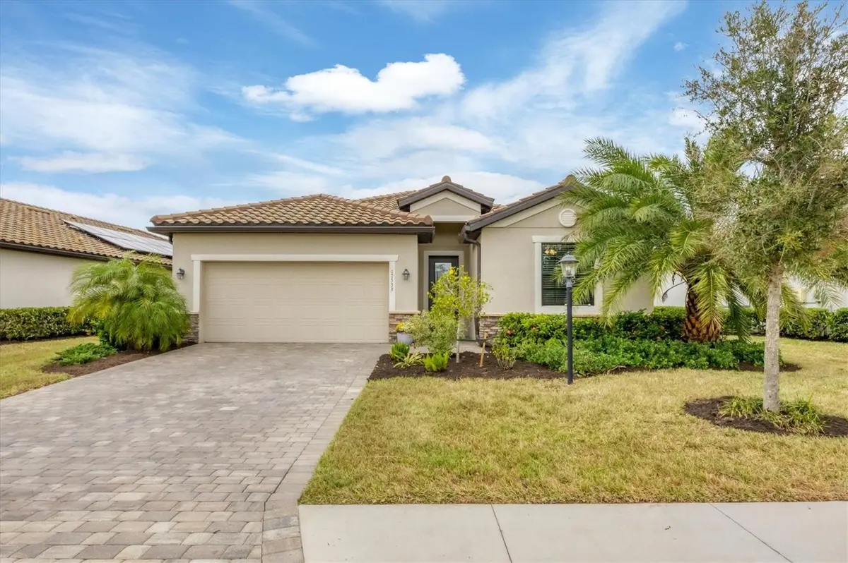 17339 BLUE RIDGE PL, Lakewood Ranch, FL 34211