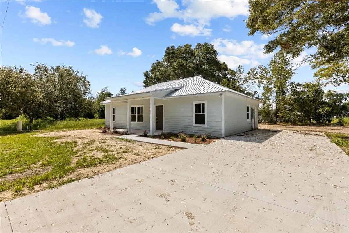 1195 RICKS ST, Bell, FL 32619
