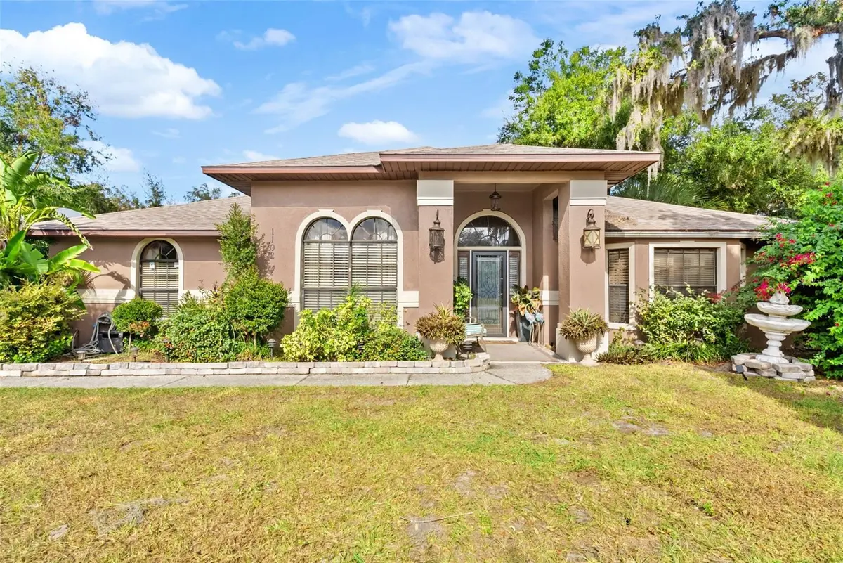 1102 BERKLEY LN, Winter Haven, FL 33880