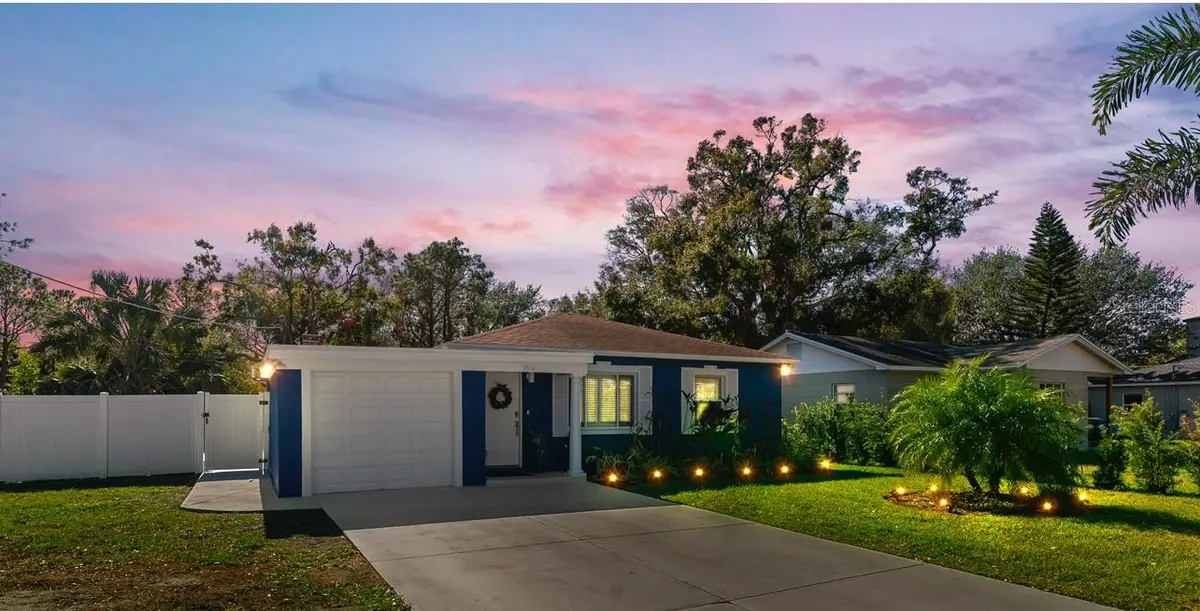 3014 W HELEN AVE, Tampa, FL 33611