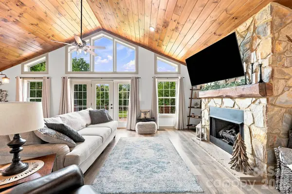 341 Riverbend RD, Troy, NC 27371