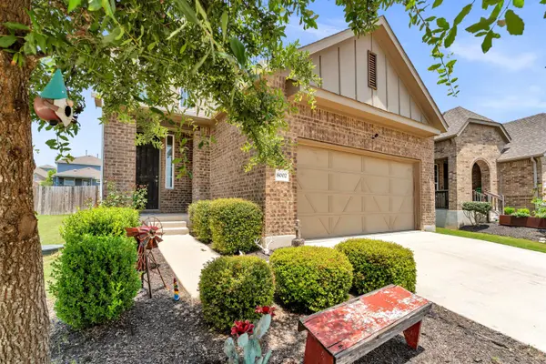 8002 Autumn Moor BND, Lago Vista, TX 78645