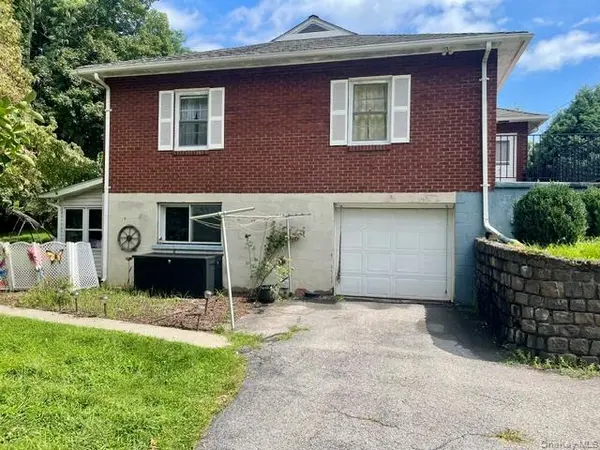 7 Chiappardi PL, Beacon, NY 12508