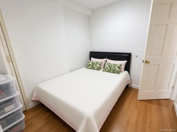 141-05 Cherry AVE #6A, Flushing, NY 11355