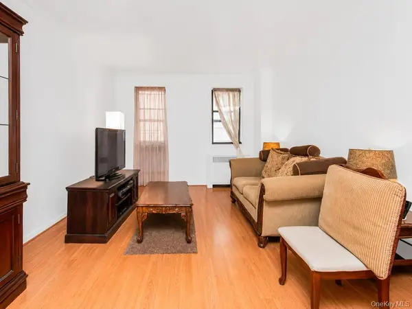 306 E Mosholu Pkwy #4F, Bronx, NY 10458
