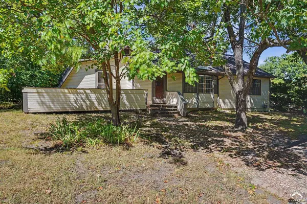 241 Concord RD, Lawrence, KS 66049