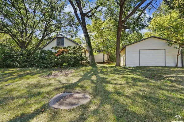 241 Concord RD, Lawrence, KS 66049