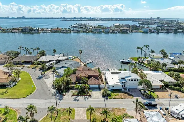 550 59TH AVE, St Pete Beach, FL 33706