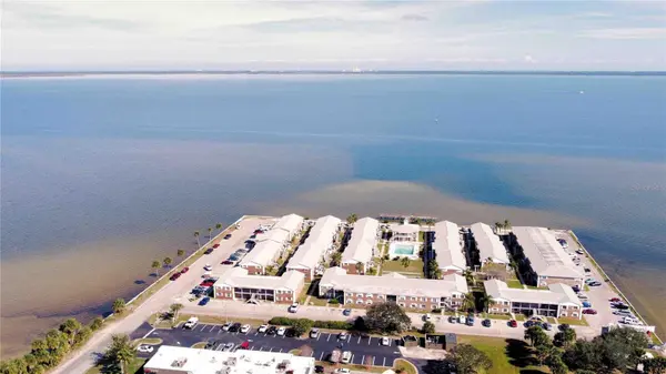 190 E OLMSTEAD DR #E5,  Titusville,  FL 32780