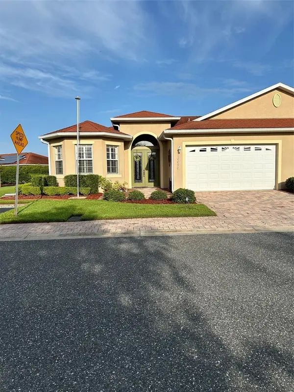 10050 REGATTA BLVD, Oxford, FL 34484