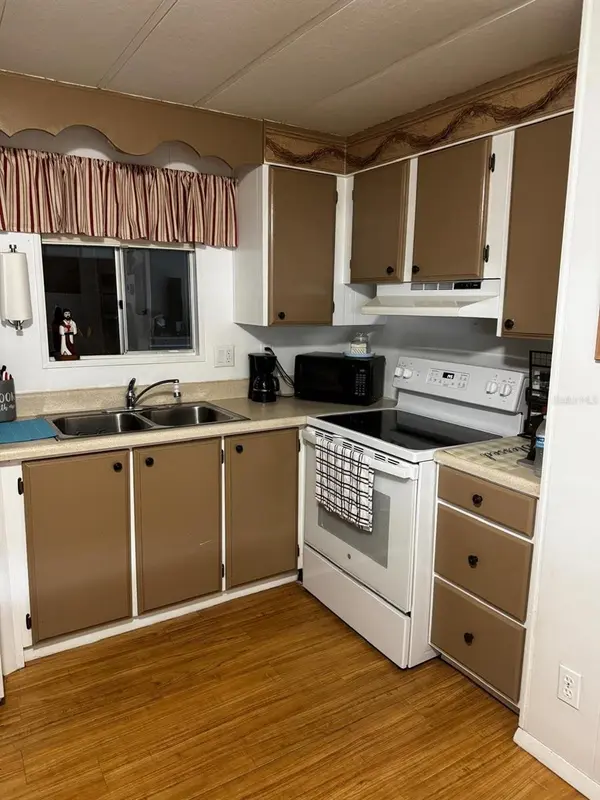 215 EDGEWOOD BLVD, Lake Wales, FL 33898