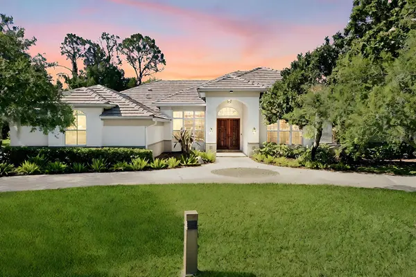 30218 FAIRWAY DR, Wesley Chapel, FL 33543