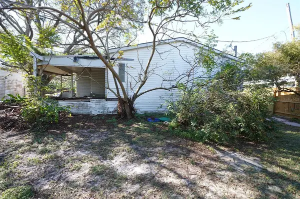 15103 N 20TH ST, Lutz, FL 33549
