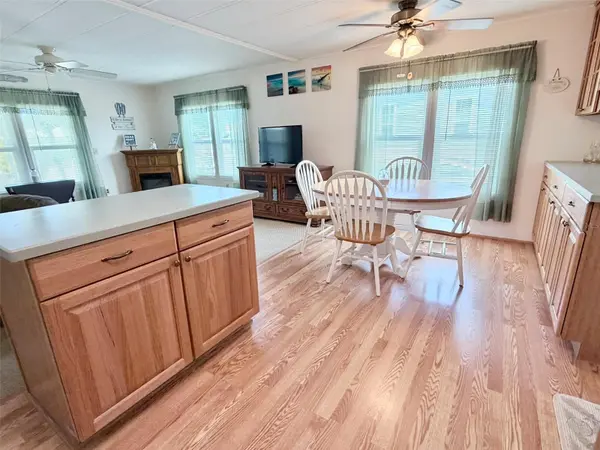 2068 CA D ORO DR, Sarasota, FL 34238