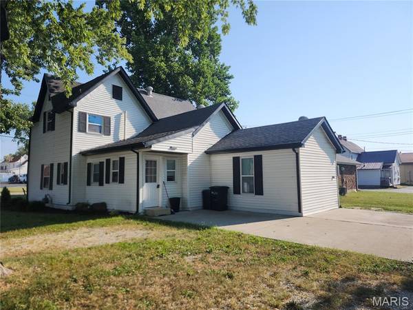 320 W Main ST, Bowling Green, MO 63334
