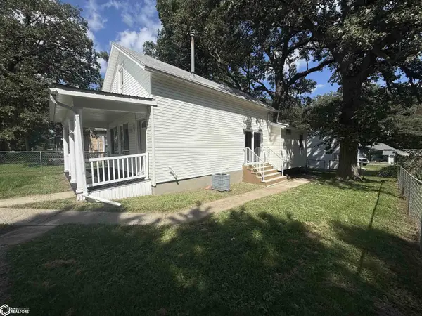 407 N Chestnut ST, Avoca, IA 51521