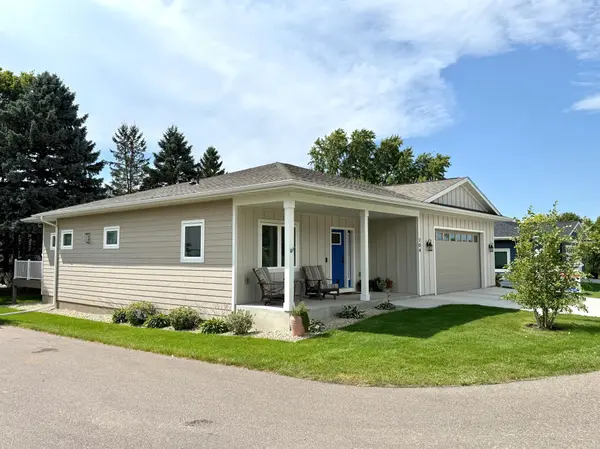 704 Maple PL, Northfield, MN 55057